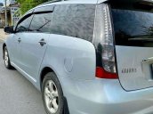 Bán xe Mitsubishi Grandis đời 2005, màu bạc còn mới