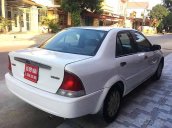 Cần bán Ford Laser sản xuất năm 2001, màu trắng, giá tốt