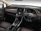 Cần bán xe Mitsubishi Xpander Cross đời 2020, màu trắng