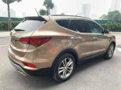 Chính chủ cần bán nhanh với giá ưu đãi nhất chiếc Hyundai Santa Fe máy xăng bản full màu vàng đồng