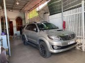 Bán ô tô Toyota Fortuner năm sản xuất 2016 còn mới, xe còn mới