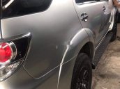 Bán ô tô Toyota Fortuner năm sản xuất 2016 còn mới, xe còn mới