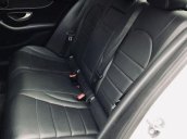 Bán Mercedes C class năm 2018, màu trắng còn mới