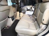 Bán Lexus LX sản xuất năm 2010, màu vàng, nhập khẩu nguyên chiếc còn mới