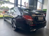 Mercedes-Benz E300 AMG 2020 - hỗ trợ 50% thuế trước bạ cùng quà tặng chỉ trong tháng 11