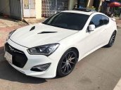 Bán Hyundai Genesis năm 2012, màu trắng, xe nhập còn mới