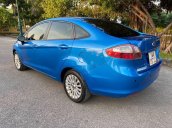 Bán xe Ford Fiesta sản xuất năm 2011, màu xanh lam, nhập khẩu 