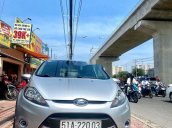 Cần bán xe Ford Fiesta năm 2011, màu bạc 