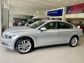 Passat Bluemotion màu bạc - Sedan 5 chỗ nhập 100% Đức - giảm hơn trước bạ và nhiều quà tặng phụ kiện cuối năm