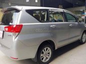 Bán ô tô Toyota Innova sản xuất 2016, màu bạc, số sàn