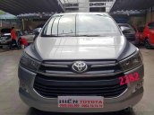 Bán ô tô Toyota Innova sản xuất 2016, màu bạc, số sàn