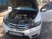 Bán Honda City năm sản xuất 2013, màu trắng, số tự động, 350tr