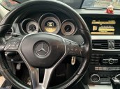 Cần bán xe Mercedes C200 năm sản xuất 2011, màu đen, giá 499tr