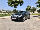 Bán xe sedan hạng D Hyundai Sonata Y20 nhập khẩu