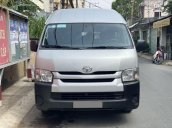 Cần bán gấp Toyota Hiace năm 2016, màu bạc còn mới