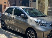 Cần bán Kia Morning năm 2017, nhập khẩu nguyên chiếc xe gia đình, giá thấp