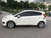 Bán Ford Fiesta sản xuất năm 2016, màu trắng còn mới