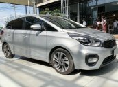 Bán xe Kia Rondo MT 2018, màu bạc