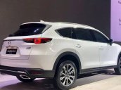 Hỗ trợ mua xe giá thấp chiếc Mazda CX8 màu trắng đời 2020, tặng phụ kiện chính hãng