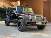 Bán xe Jeep Wrangler Rubicon sản xuất 2015