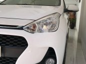 Bán xe Hyundai Grand i10 năm 2019, màu trắng số sàn