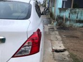 Cần bán xe Nissan Sunny sản xuất năm 2013 còn mới, giá 240tr