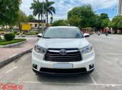 Cần bán gấp Toyota Highlander đời 2015, màu trắng còn mới