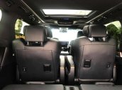 Bán Toyota Alphard sản xuất 2016, màu đen còn mới