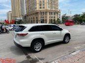 Cần bán gấp Toyota Highlander đời 2015, màu trắng còn mới