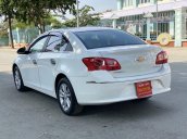 Cần bán gấp Chevrolet Cruze sản xuất 2017 còn mới