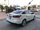 Bán xe Ford Focus năm 2017, màu trắng