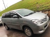 Cần bán xe Toyota Innova sản xuất năm 2010, màu bạc, 312 triệu