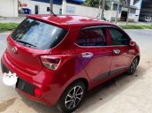 Bán Hyundai Grand i10 1.2 AT đời 2018, màu đỏ chính chủ