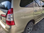 Bán Toyota Innova sản xuất 2014, màu vàng, giá 315tr