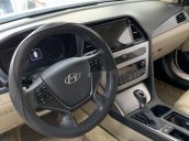 Bán Hyundai Sonata năm sản xuất 2016, màu trắng, nhập khẩu số tự động