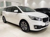 Cần bán lại xe Kia Sedona năm sản xuất 2016, màu trắng còn mới, 760tr