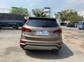 Cần bán xe Hyundai Santa Fe đời 2017, màu nâu giá cạnh tranh