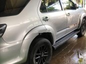 Bán Toyota Fortuner 2015, màu xám xe gia đình, 680tr