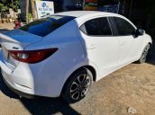 Cần bán lại xe Mazda 2 đời 2018, màu trắng