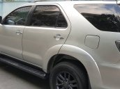 Cần bán xe Toyota Fortuner V 2.7 AT 4×2 sản xuất năm 2013, màu bạc  