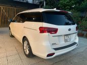 Cần bán lại xe Kia Sedona 2020, màu trắng còn mới