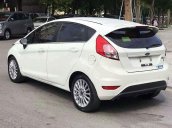 Cần bán lại xe Ford Fiesta sản xuất 2016, màu trắng còn mới