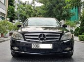 Bán gấp chiếc Mercedes Benz C300 sản xuất và đăng ký 2010 giá thấp