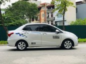 Cần bán gấp chiếc Hyundai i10 sedan 1.2AT, số tự động, màu bạc, giao nhanh