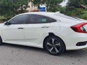 Cần bán lại xe Honda Civic sản xuất 2017, màu trắng, nhập khẩu