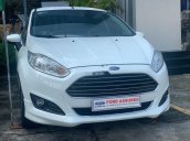 Bán Ford Fiesta năm 2015, màu trắng