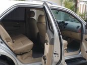 Cần bán xe Toyota Fortuner V 2.7 AT 4×2 sản xuất năm 2013, màu bạc  