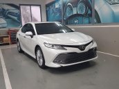 Bán Toyota Camry 2.0G sản xuất 2020, màu trắng