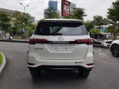 Xe Toyota Fortuner 2.4G 4x2 AT Legender 2020