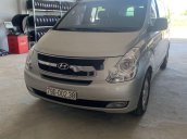 Bán Hyundai Grand Starex năm sản xuất 2008, màu bạc, nhập khẩu 